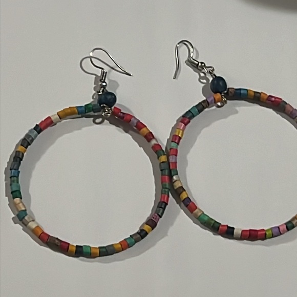 Cute large circular beaded multicolor earrings new - Picture 2 of 5